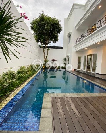 Rumah Elit LB 1000m2 Siap Huni Desain Elegan di Pondok Indah, Jakarta Selatan Rumah Elit LB 1000m2 Siap Huni Desain Elegan di Pondok Indah, Jakarta Selatan