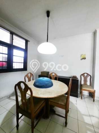 For Sale! Premium House LT 584m2 Desain Modern di Cipete For Sale! Premium House LT 584m2 Desain Modern di Cipete