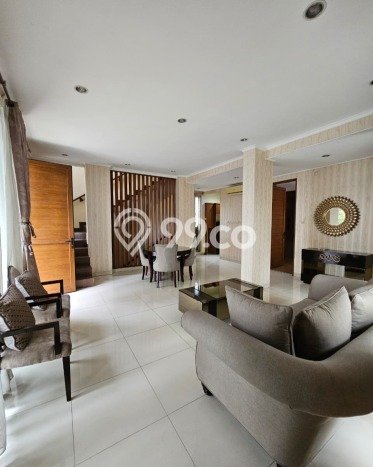 Jual Rumah Luas Megah Dengan View Eksklusif di Kemang, Jakarta Selatan Jual Rumah Luas Megah Dengan View Eksklusif di Kemang, Jakarta Selatan