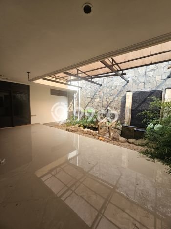 Ready to Use! Premium House LT 663m2 Desain Elegan di Radio Dalam Ready to Use! Premium House LT 663m2 Desain Elegan di Radio Dalam