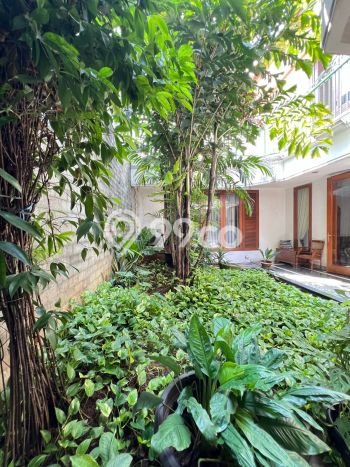 Hunian Eksklusif Siap Huni LT 667m2 di Kebayoran Baru, Jakarta Selatan Hunian Eksklusif Siap Huni LT 667m2 di Kebayoran Baru, Jakarta Selatan
