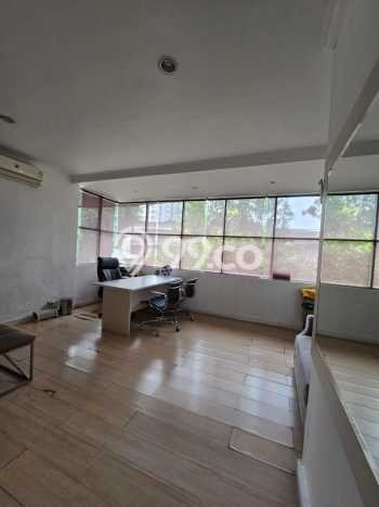Dijual Hunian Mewah dengan Fasilitas Sekitar Lengkap di Kebayoran Baru, Jakarta Selatan Dijual Hunian Mewah dengan Fasilitas Sekitar Lengkap di Kebayoran Baru, Jakarta Selatan