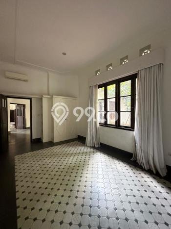 Dijual Hunian Mewah dengan Fasilitas Sekitar Komplit di Menteng, Jakarta Pusat Dijual Hunian Mewah dengan Fasilitas Sekitar Komplit di Menteng, Jakarta Pusat