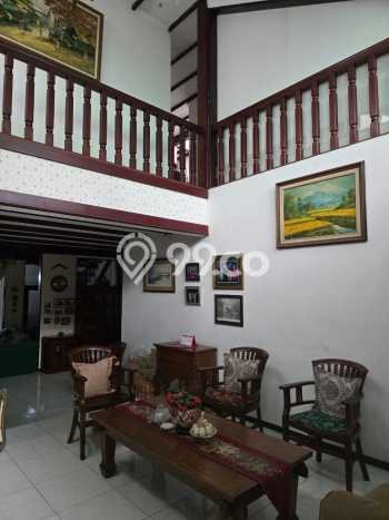 Dijual Rumah Mewah Megah Dengan View Cantik di Senopati, Jakarta Selatan Dijual Rumah Mewah Megah Dengan View Cantik di Senopati, Jakarta Selatan