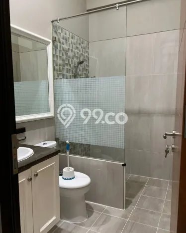 Rumah Luxury Modern Siap Huni di Senopati Jakarta Selatan Rumah Luxury Modern Siap Huni di Senopati Jakarta Selatan