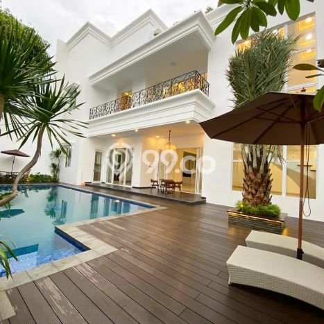 Rumah Luxury Modern Tanpa Renovasi di Pondok Indah Jakarta Selatan Rumah Luxury Modern Tanpa Renovasi di Pondok Indah Jakarta Selatan