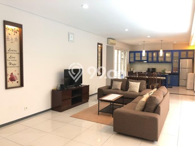 Rumah Modern Disewakan di Kebayoran Baru Jakarta Selatan Area Sangat Strategis Rumah Modern Disewakan di Kebayoran Baru Jakarta Selatan Area Sangat Strategis