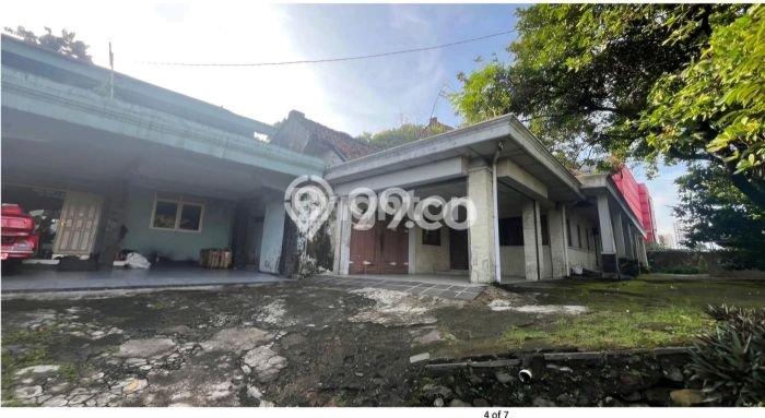 For Sale! Luxury House LT 1062m2 Desain Modern di Cibuluh For Sale! Luxury House LT 1062m2 Desain Modern di Cibuluh