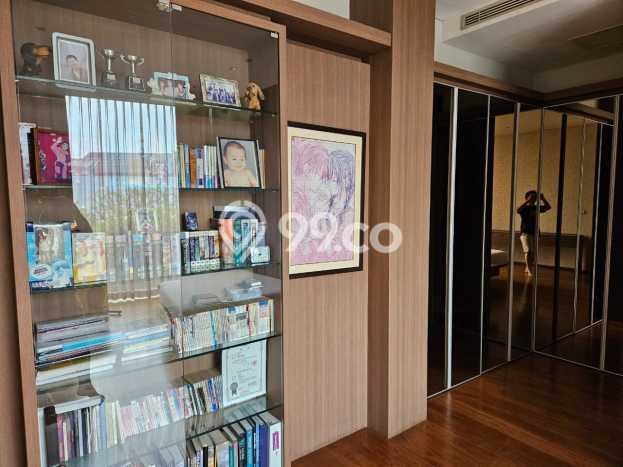 Ready to Use! Premium House LT 407m2 Desain Elegan di Puri Indah Ready to Use! Premium House LT 407m2 Desain Elegan di Puri Indah