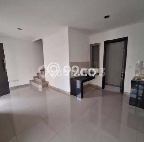 Dijual Rumah Eksklusif 2 KT di Pantai Indah Kapuk 2, Jakarta Utara Dijual Rumah Eksklusif 2 KT di Pantai Indah Kapuk 2, Jakarta Utara