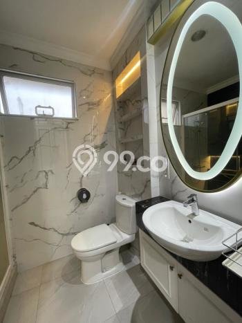 Rumah Elit Modern Tanpa Renovasi di Golf Island Jakarta Utara Rumah Elit Modern Tanpa Renovasi di Golf Island Jakarta Utara