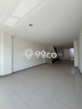 Ruko Area Komersial Kawasan Pantai Indah Kapuk 2, Luas 270m², Siap Usaha Ruko Area Komersial Kawasan Pantai Indah Kapuk 2, Luas 270m², Siap Usaha