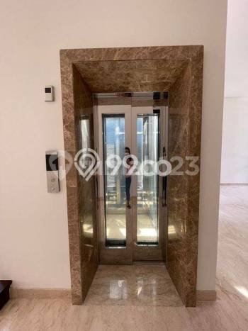 Rumah Elit Modern Tanpa Renovasi di Golf Island Jakarta Utara Rumah Elit Modern Tanpa Renovasi di Golf Island Jakarta Utara