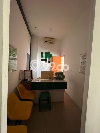 POTENSI BESAR! Ruko di Green Lake City, Luas 400m², Posisi Mainroad POTENSI BESAR! Ruko di Green Lake City, Luas 400m², Posisi Mainroad