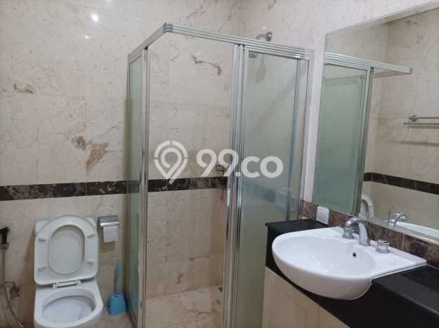 Apartemen Strategis 260m2 di Pantai Mutiara Jakarta Utara 3 KT Apartemen Strategis 260m2 di Pantai Mutiara Jakarta Utara 3 KT