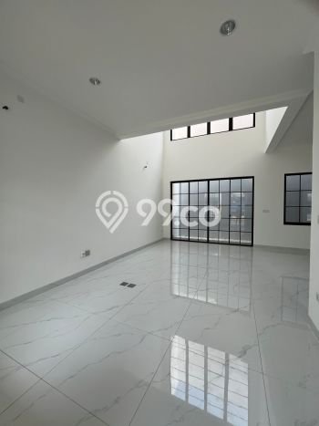 Jual Rumah Mewah Megah Dengan View Eksklusif di Pantai Indah Kapuk 2, Jakarta Utara Jual Rumah Mewah Megah Dengan View Eksklusif di Pantai Indah Kapuk 2, Jakarta Utara