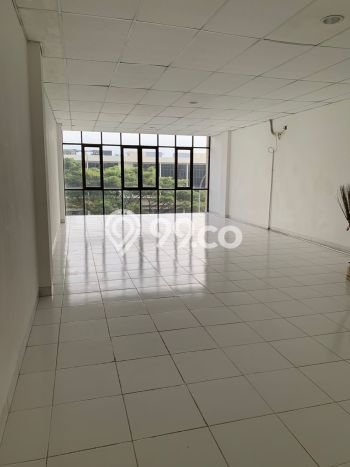 Ruko Kawasan Bisnis Kawasan Benda, Luas 225m2m², Ramai Ruko Kawasan Bisnis Kawasan Benda, Luas 225m2m², Ramai