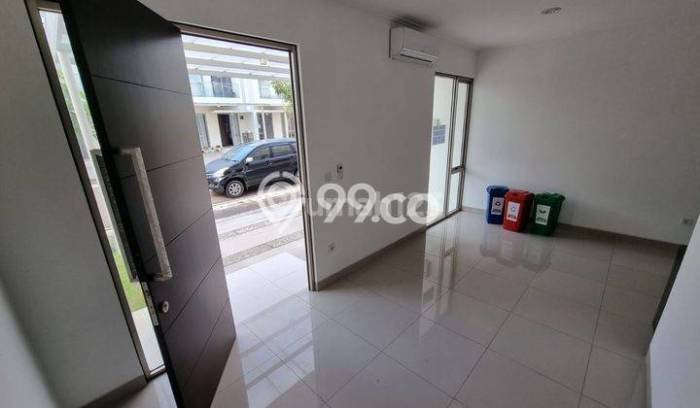 For Sale Hunian Rumah Terawat 2 Kamar di Pantai Indah Kapuk 2, Jakarta Utara For Sale Hunian Rumah Terawat 2 Kamar di Pantai Indah Kapuk 2, Jakarta Utara