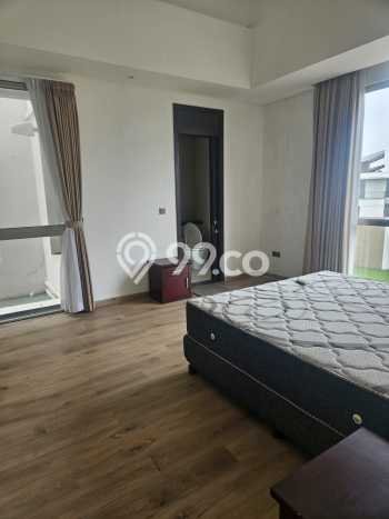 Rumah Elit Modern Tanpa Renovasi di Golf Island Jakarta Utara Rumah Elit Modern Tanpa Renovasi di Golf Island Jakarta Utara