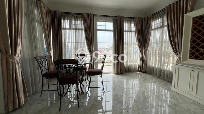 Ready to Use! Luxury House LT 150m2 Desain Elegan di Pantai Indah Kapuk Ready to Use! Luxury House LT 150m2 Desain Elegan di Pantai Indah Kapuk