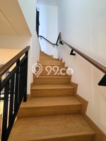 Jual Rumah Eksklusif 2 KT di Pantai Indah Kapuk 2, Jakarta Utara Jual Rumah Eksklusif 2 KT di Pantai Indah Kapuk 2, Jakarta Utara