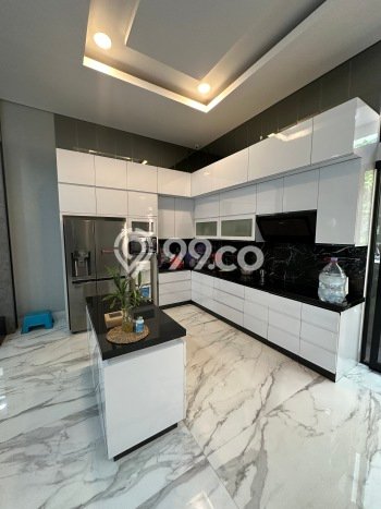 Rumah Elit Modern Tanpa Renovasi di Pantai Indah Kapuk Jakarta Utara Rumah Elit Modern Tanpa Renovasi di Pantai Indah Kapuk Jakarta Utara