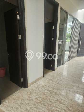 Rumah Elit Modern Tanpa Renovasi di Golf Island Jakarta Utara Rumah Elit Modern Tanpa Renovasi di Golf Island Jakarta Utara