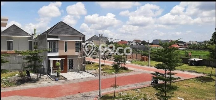 Rumah Mewah Siap Huni LT 281m2 di Kalasan, Sleman Rumah Mewah Siap Huni LT 281m2 di Kalasan, Sleman