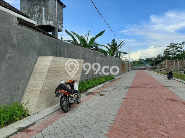 Rumah Modern Cantik 2 KT Siap Huni di Mlati Rumah Modern Cantik 2 KT Siap Huni di Mlati