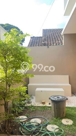Jual Rumah Bagus Siap Huni LB 160m2 di Ngaglik, Sleman Jual Rumah Bagus Siap Huni LB 160m2 di Ngaglik, Sleman