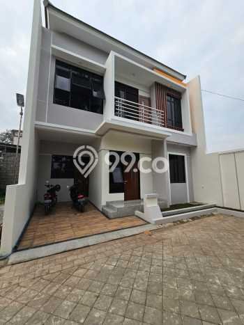 For Sale Rumah 3 Kamar Lokasi Ideal Nyaman dan Strategis di Depok For Sale Rumah 3 Kamar Lokasi Ideal Nyaman dan Strategis di Depok