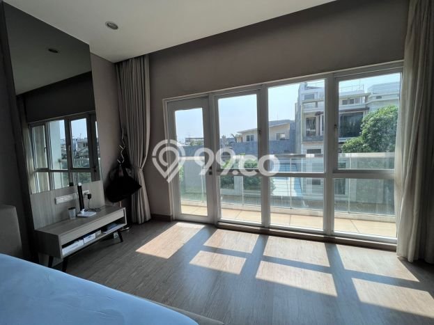Dijual Rumah Luas Megah Dengan View Cantik di Pantai Indah Kapuk, Jakarta Utara Dijual Rumah Luas Megah Dengan View Cantik di Pantai Indah Kapuk, Jakarta Utara
