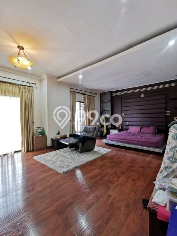 Rumah Elit LB 500m2 Siap Pakai Desain Elegan di Pantai Indah Kapuk, Jakarta Utara Rumah Elit LB 500m2 Siap Pakai Desain Elegan di Pantai Indah Kapuk, Jakarta Utara