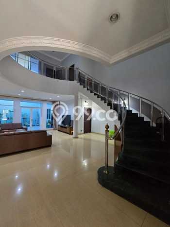Jual Rumah Mewah Megah Dengan View Eksklusif di Pantai Indah Kapuk, Jakarta Utara Jual Rumah Mewah Megah Dengan View Eksklusif di Pantai Indah Kapuk, Jakarta Utara
