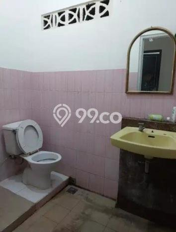 Rumah Bagus Siap Pakai Di Pakal Luas 210m2 Lokasi Strategis Rumah Bagus Siap Pakai Di Pakal Luas 210m2 Lokasi Strategis