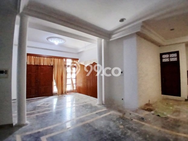Rumah Luxury Modern Siap Huni di Puri Indah Jakarta Barat Rumah Luxury Modern Siap Huni di Puri Indah Jakarta Barat