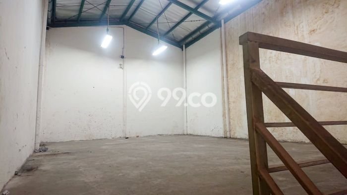 FOR RENT! Gudang di Daan Mogot Cocok untuk Bisnis 150m2 FOR RENT! Gudang di Daan Mogot Cocok untuk Bisnis 150m2