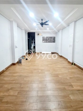 For Rent Ruko Kawasan Strategis Kawasan Tambora, Luas 200m², Siap Operasi For Rent Ruko Kawasan Strategis Kawasan Tambora, Luas 200m², Siap Operasi