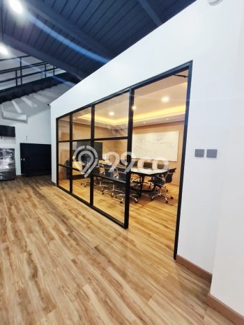 Unit Gudang Dijual di Jakarta Barat LT 1272m2 & LB 1300m2 Unit Gudang Dijual di Jakarta Barat LT 1272m2 & LB 1300m2