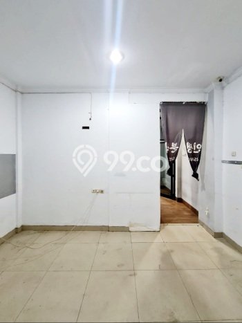 For Rent Ruko Kawasan Strategis Kawasan Tambora, Luas 200m², Siap Operasi For Rent Ruko Kawasan Strategis Kawasan Tambora, Luas 200m², Siap Operasi