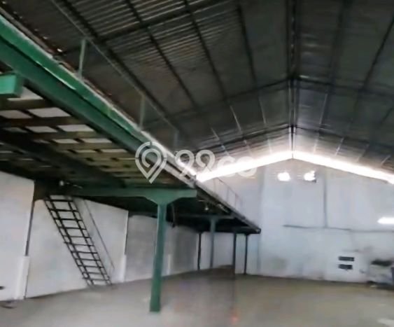 Gudang paling strategis disewakan di Benda Tangerang Gudang paling strategis disewakan di Benda Tangerang