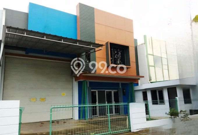Gudang Disewa di Tangerang dengan LB 600m2 Area Komersial Ramai Gudang Disewa di Tangerang dengan LB 600m2 Area Komersial Ramai