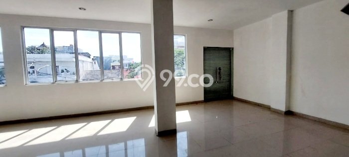 Unit Komersial Disewakan di Jakarta Utara Area Strategis Harga Kompetitif Unit Komersial Disewakan di Jakarta Utara Area Strategis Harga Kompetitif