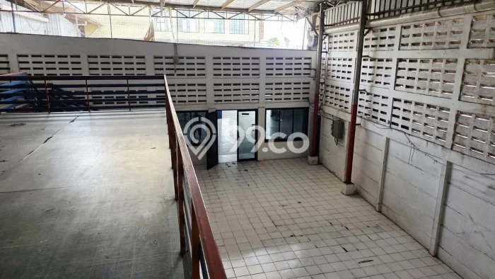 Unit Gudang Disewakan di Duri Kosambi di Area Ramai & Strategis Unit Gudang Disewakan di Duri Kosambi di Area Ramai & Strategis
