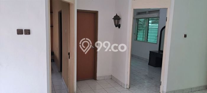 Jarang Ada! Rumah Sewa 9 Kamar Bagus Siap Huni Tanjung Duren Utara Jarang Ada! Rumah Sewa 9 Kamar Bagus Siap Huni Tanjung Duren Utara