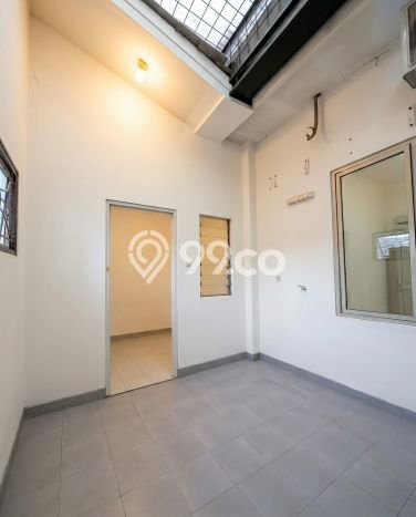 Jarang Ada! Rumah Kontrakan 3 Kamar Nyaman Siap Huni Puri Indah Jarang Ada! Rumah Kontrakan 3 Kamar Nyaman Siap Huni Puri Indah