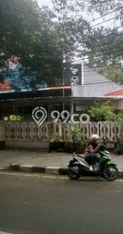 Disewakan! Rumah 5 Kamar Tidur &
4 Kamar Mandi di Grogol, Jakarta Barat Disewakan! Rumah 5 Kamar Tidur &
4 Kamar Mandi di Grogol, Jakarta Barat
