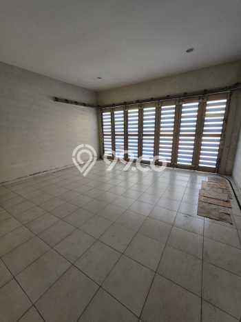 KESEMPATAN TERBAIK! Bisa KPR Rumah Minimalis lokasi Semarang Barat, Semarang, Luas 247m2m² Bangunan 600m2m² KESEMPATAN TERBAIK! Bisa KPR Rumah Minimalis lokasi Semarang Barat, Semarang, Luas 247m2m² Bangunan 600m2m²
