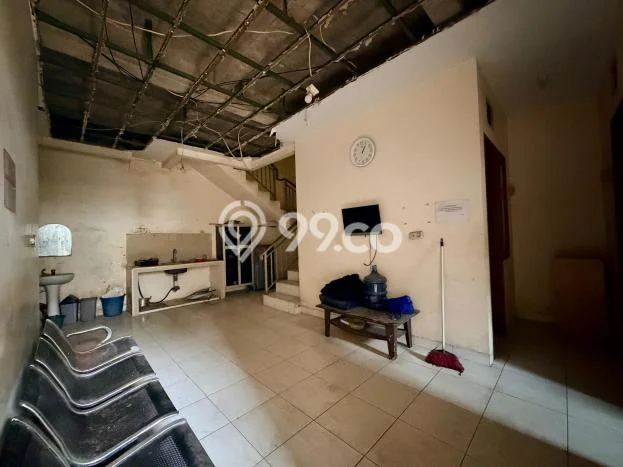 Cocok Untuk Investasi! Dijual Kost di Tanjung Duren 11 Kamar Cocok Untuk Investasi! Dijual Kost di Tanjung Duren 11 Kamar