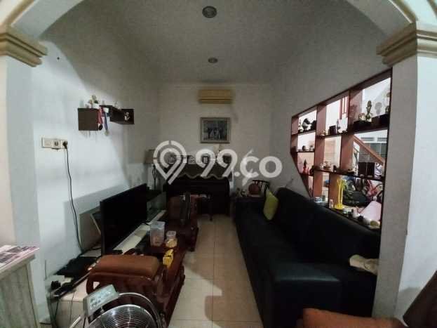 Rumah Elit Modern Tanpa Renovasi di Green Ville Jakarta Barat Rumah Elit Modern Tanpa Renovasi di Green Ville Jakarta Barat